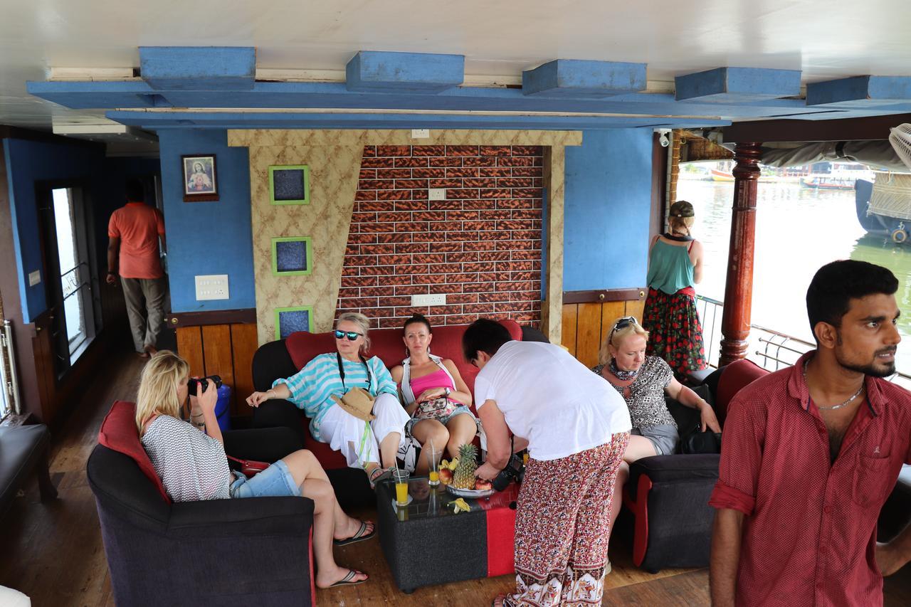 Friends Cruise, Nightstay Houseboat Alappuzha Eksteriør billede