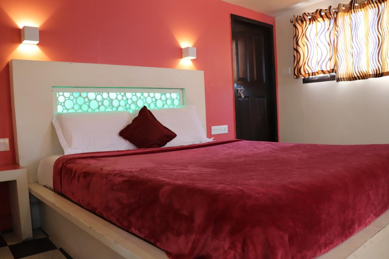 Friends Cruise, Nightstay Houseboat Alappuzha Eksteriør billede